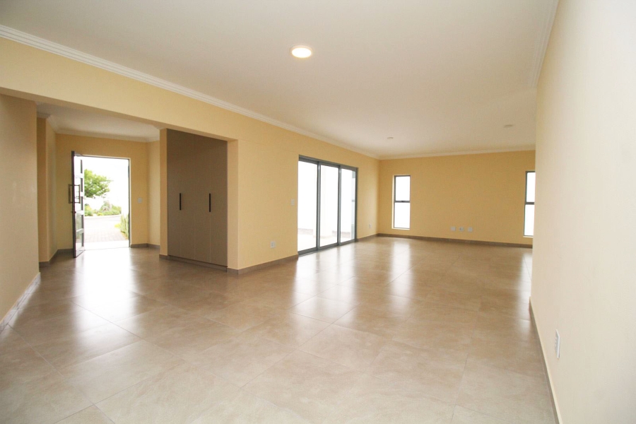 3 Bedroom Property for Sale in Blue Lagoon Western Cape